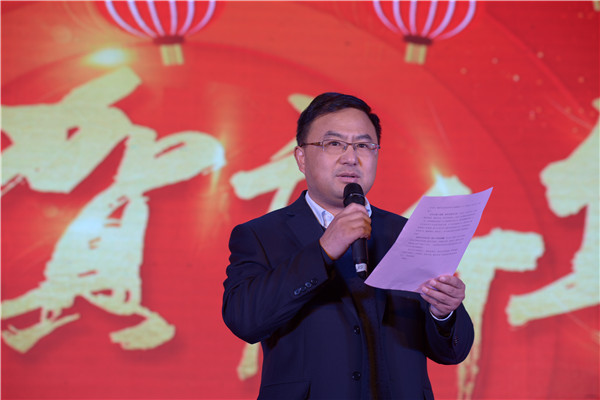 党委书记,院长许传华新春致辞团拜会节目一团拜会节目二团拜会节目三